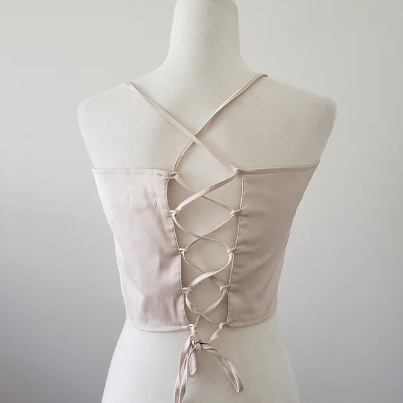 Leonni Haan Fitted Strappy Halter Corset Crop Top - Picture 7 of 13